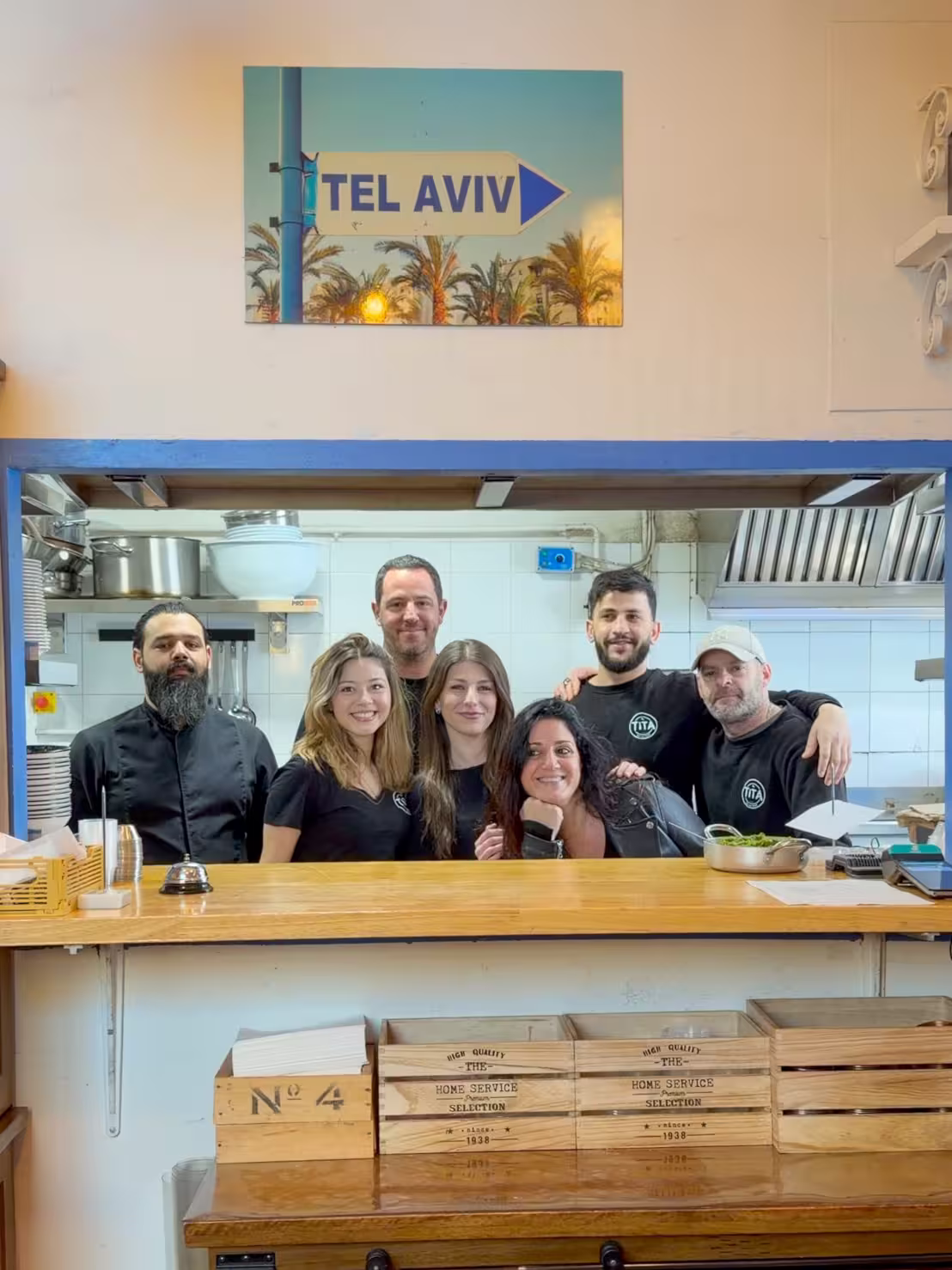 L'équipe TITA en cuisine — restaurant méditerranéen Aix-en-Provence